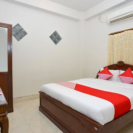 โอโย 586 โฮเต็ล วิชายา Hotel Kalasan ภายนอก รูปภาพ