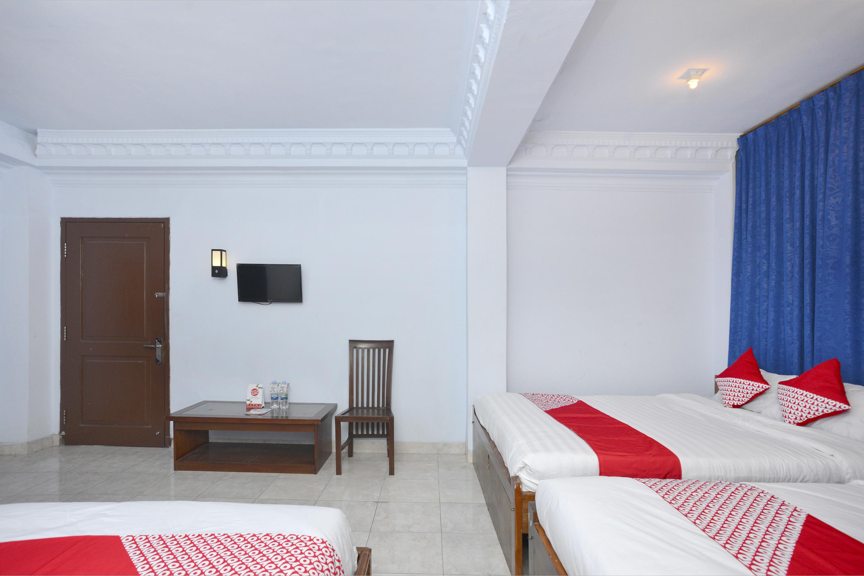 โอโย 586 โฮเต็ล วิชายา Hotel Kalasan ภายนอก รูปภาพ