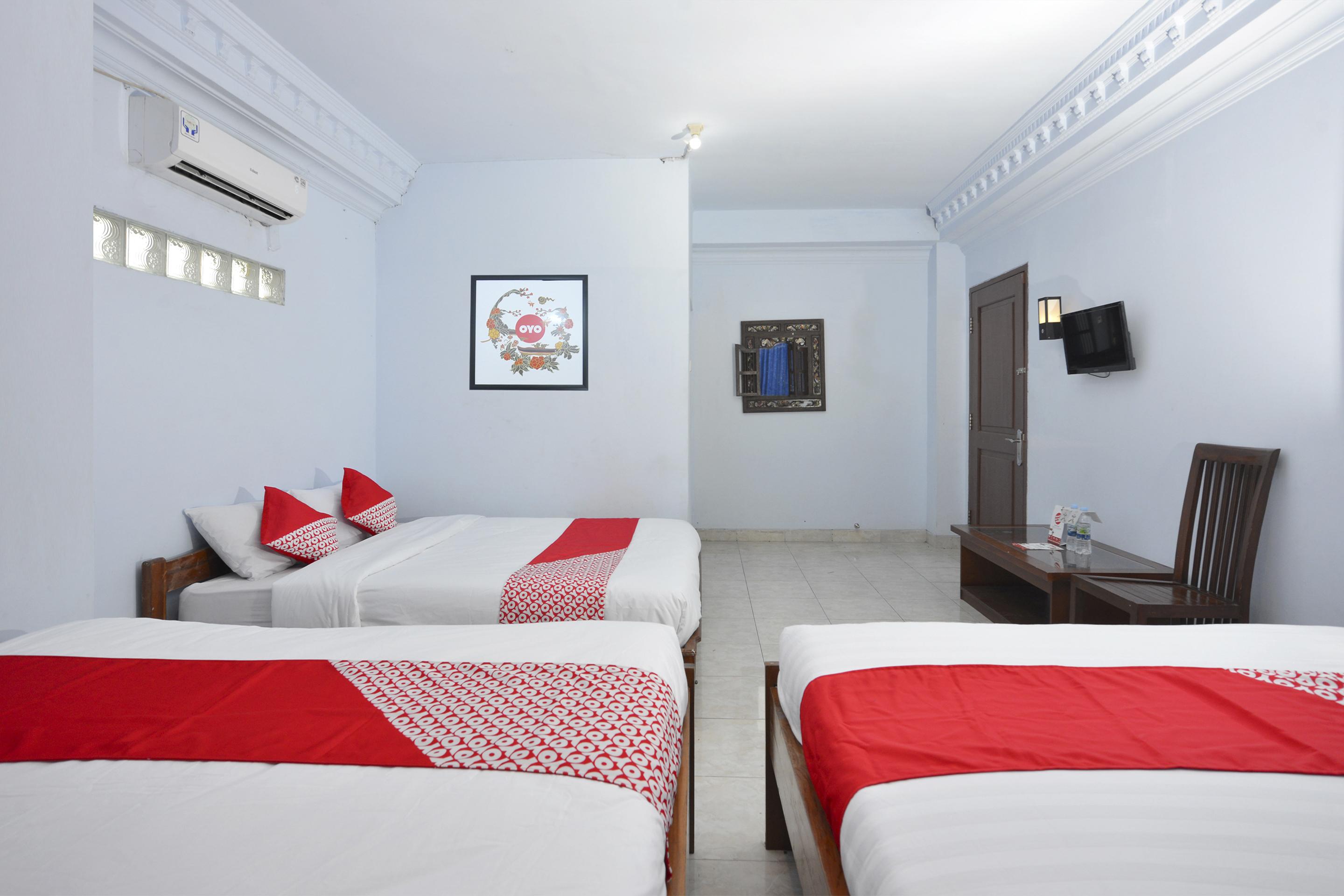 โอโย 586 โฮเต็ล วิชายา Hotel Kalasan ภายนอก รูปภาพ