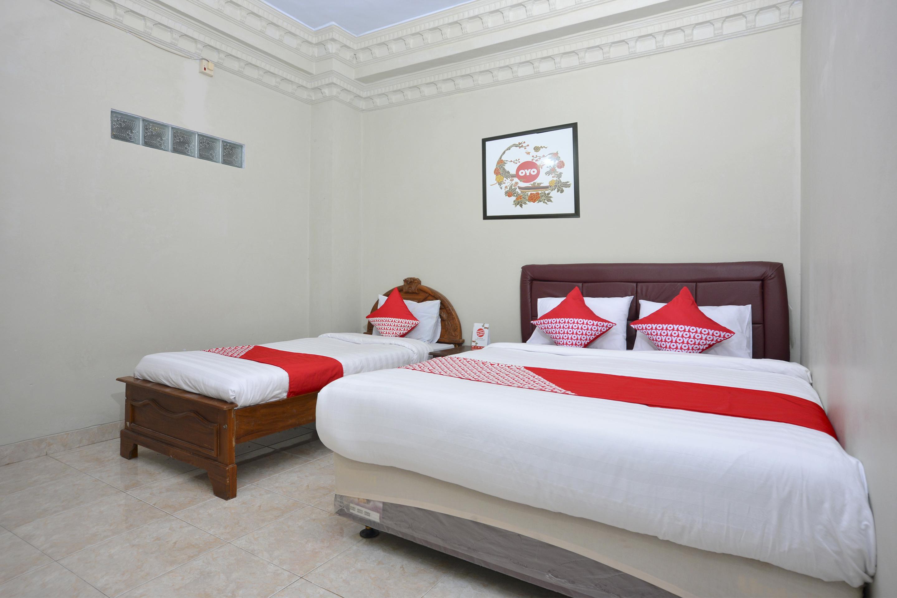 โอโย 586 โฮเต็ล วิชายา Hotel Kalasan ภายนอก รูปภาพ