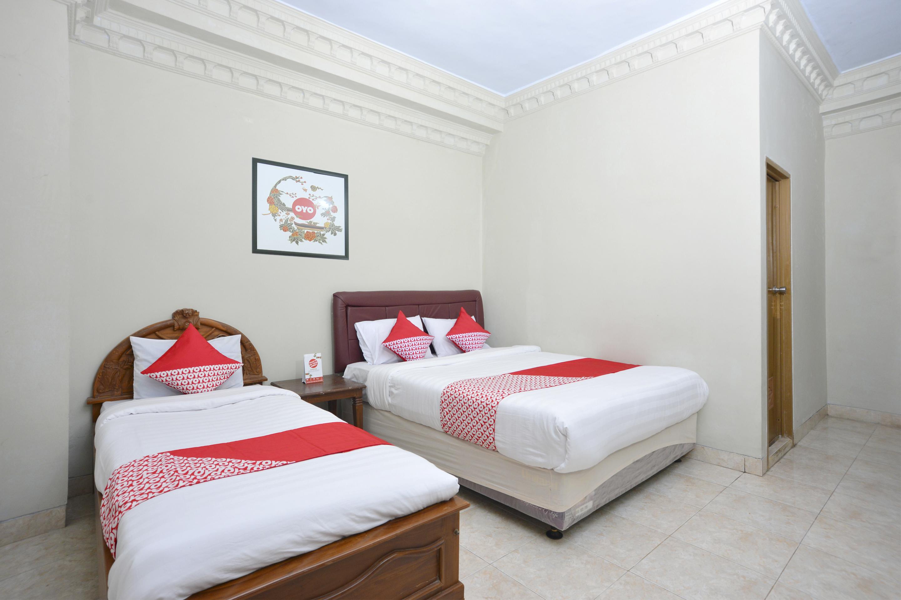 โอโย 586 โฮเต็ล วิชายา Hotel Kalasan ภายนอก รูปภาพ