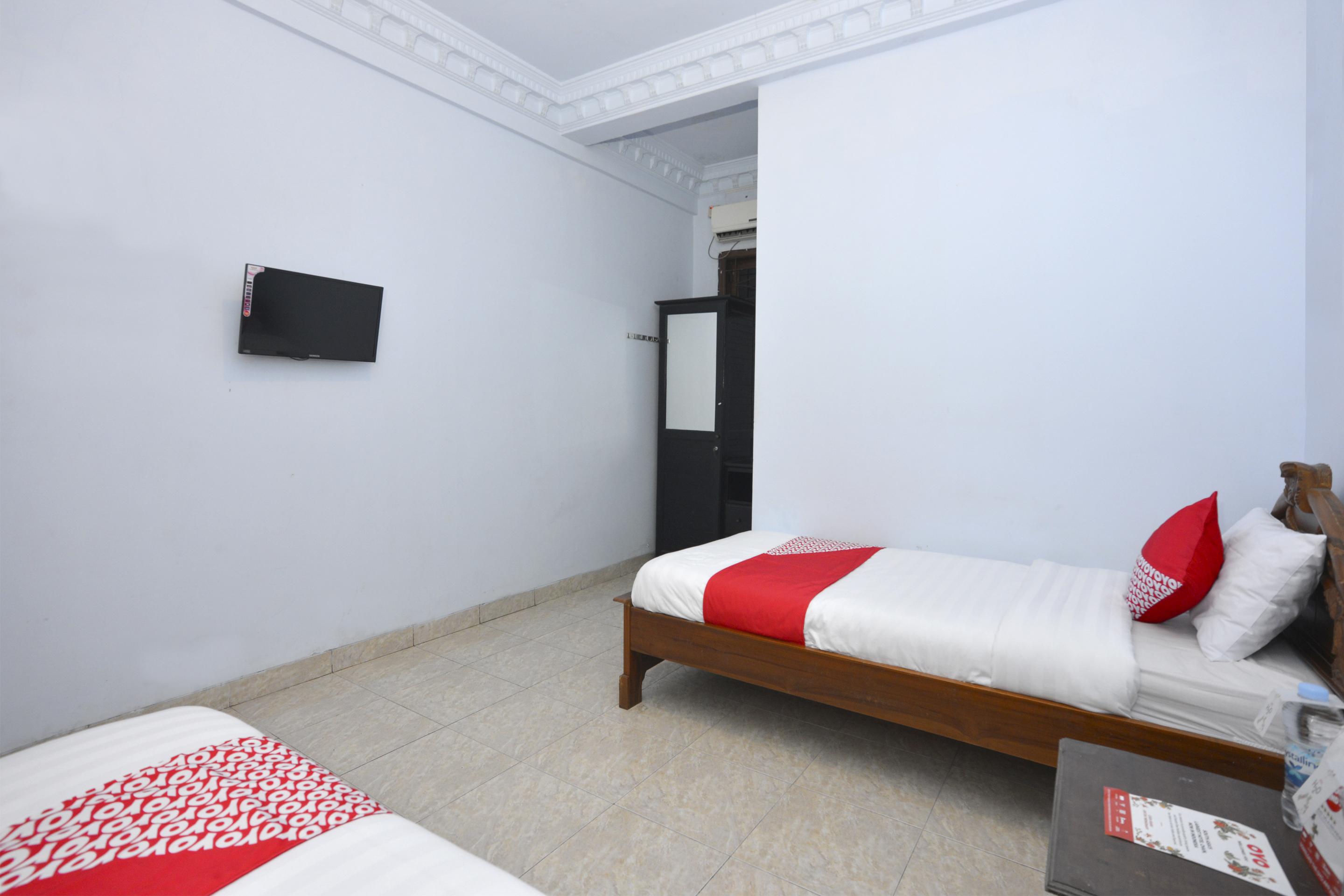 โอโย 586 โฮเต็ล วิชายา Hotel Kalasan ภายนอก รูปภาพ