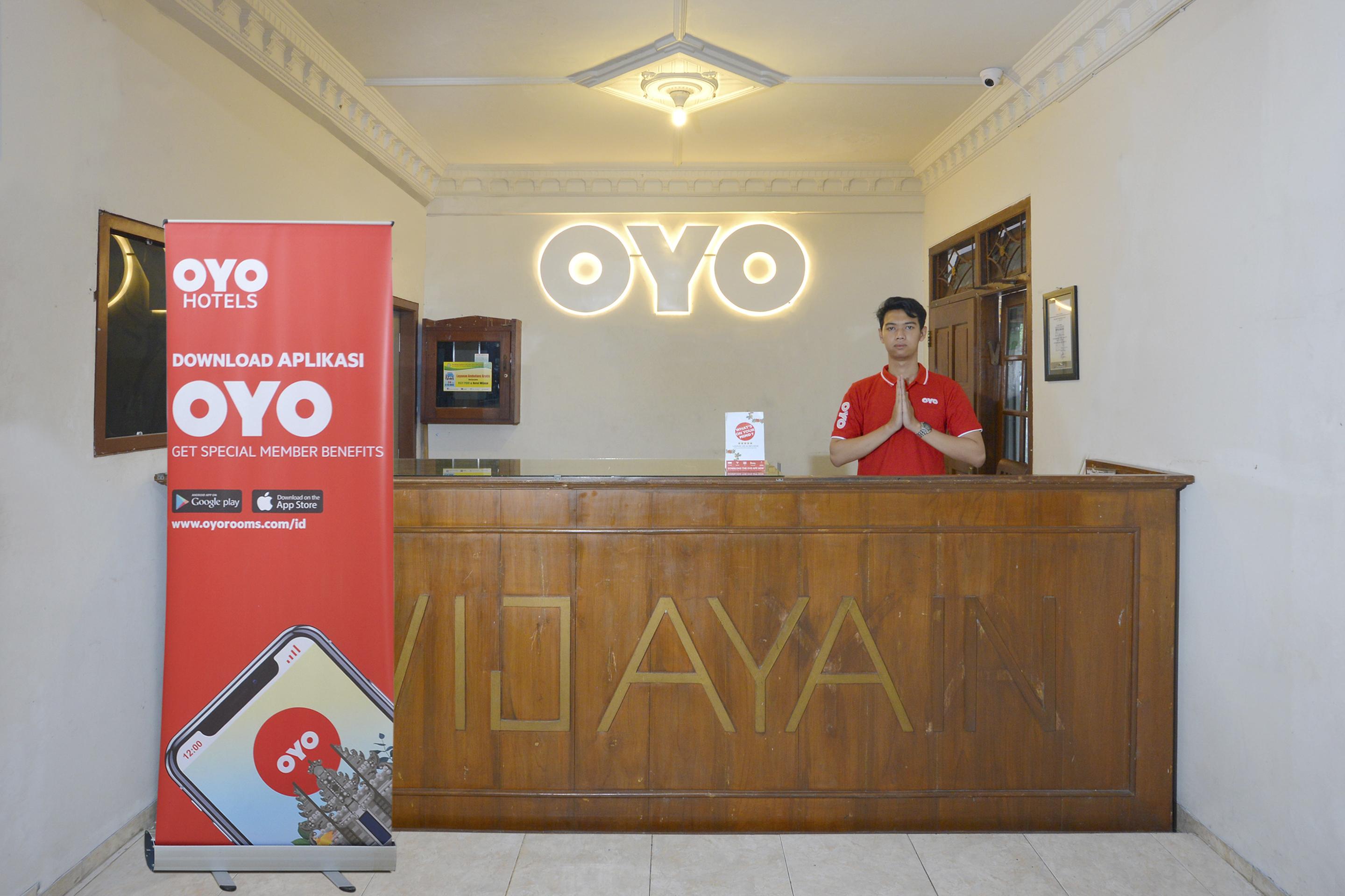 โอโย 586 โฮเต็ล วิชายา Hotel Kalasan ภายนอก รูปภาพ